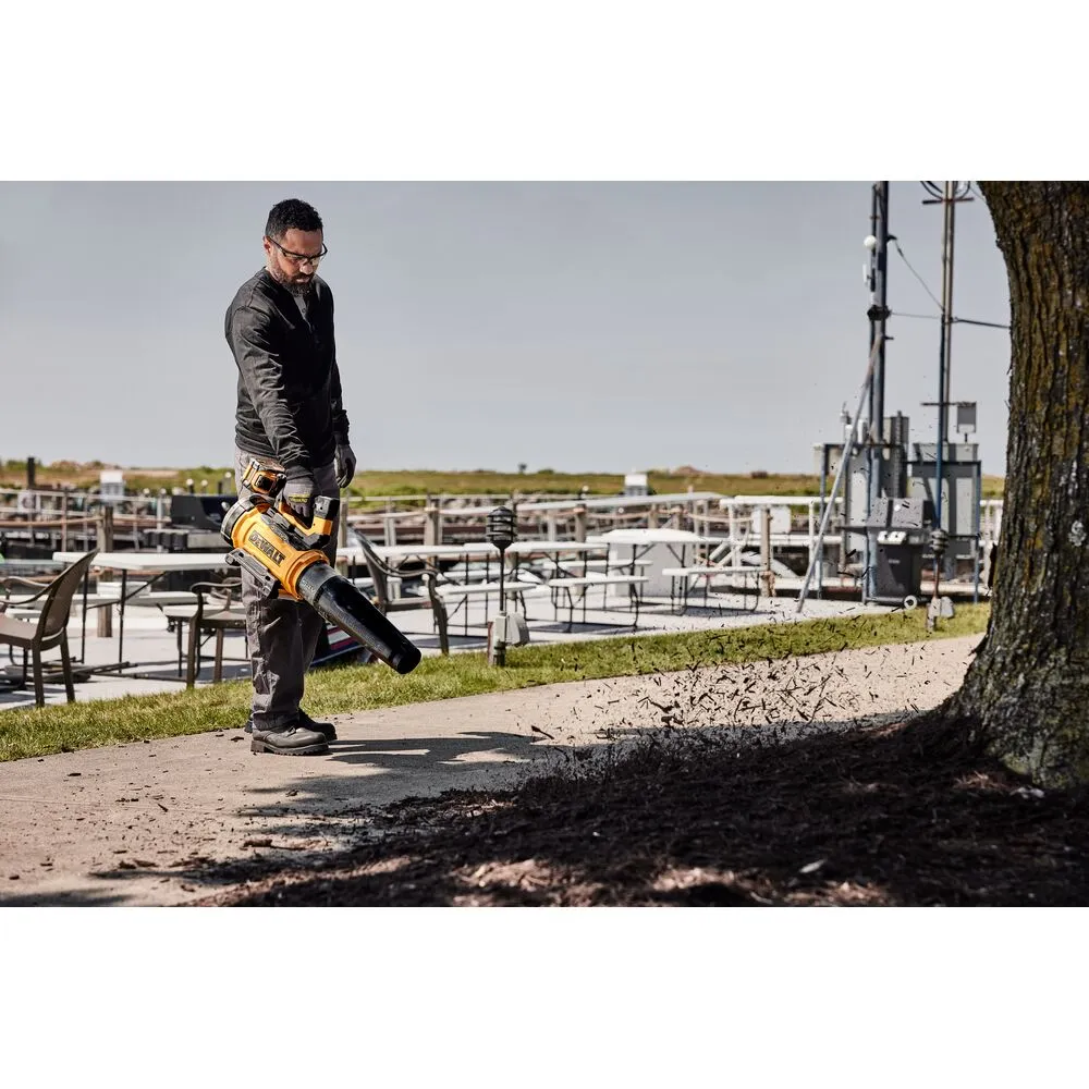 DeWalt cordless leaf blower DCMBL777N without battery and charger