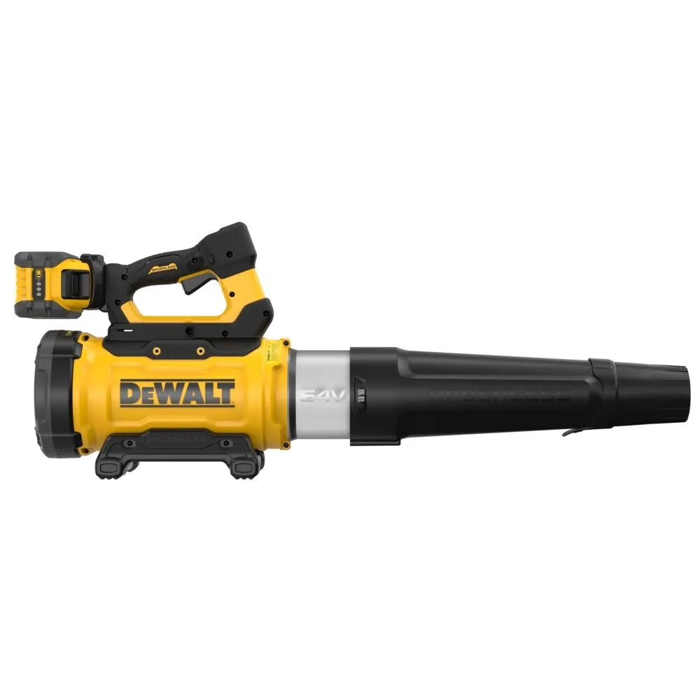 Pildil on näha kollane ja must DeWalt akutoitega lehepuhur DCMBL777X1 koos akuga.