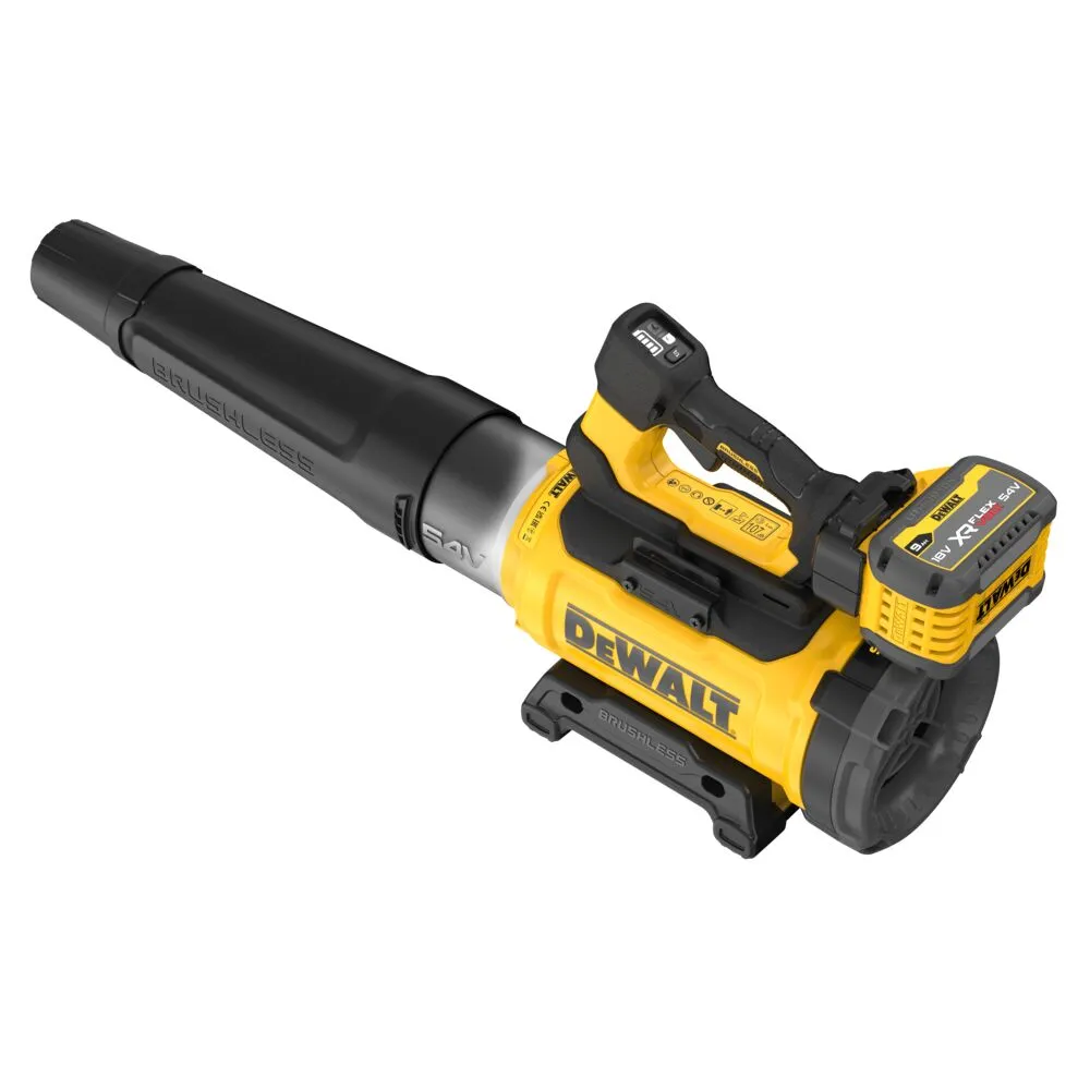 Pildil on näha DeWalt akutoitega lehepuhur DCMBL777X1.