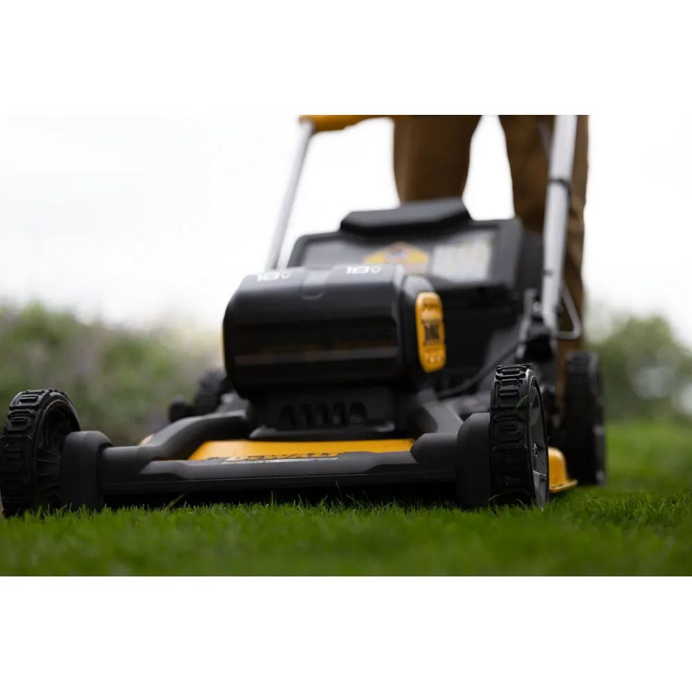 Аккумуляторная газонокосилка DeWalt DCMWSP156W2