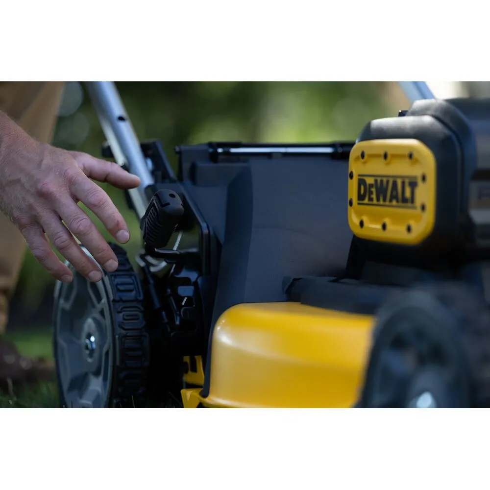 Аккумуляторная газонокосилка DeWalt DCMWSP156W2