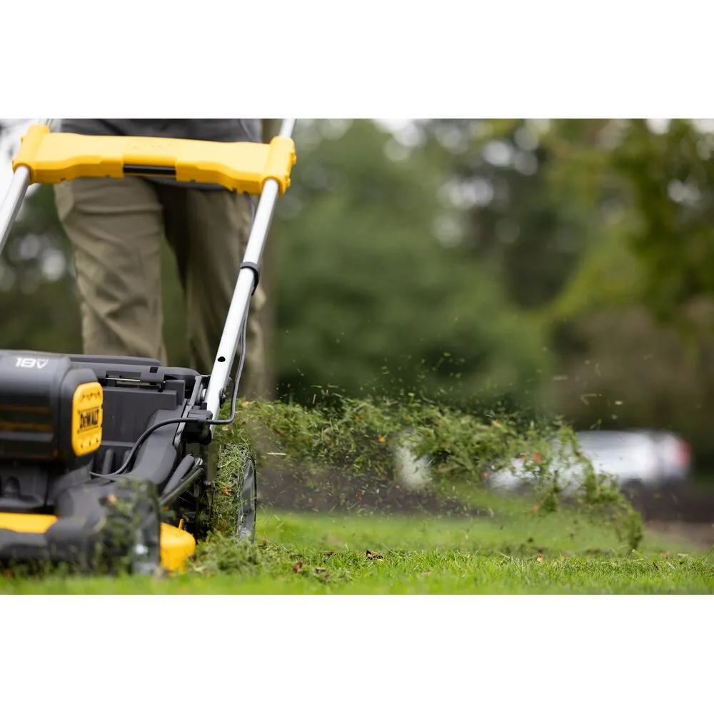 Аккумуляторная газонокосилка DeWalt DCMWSP156W2