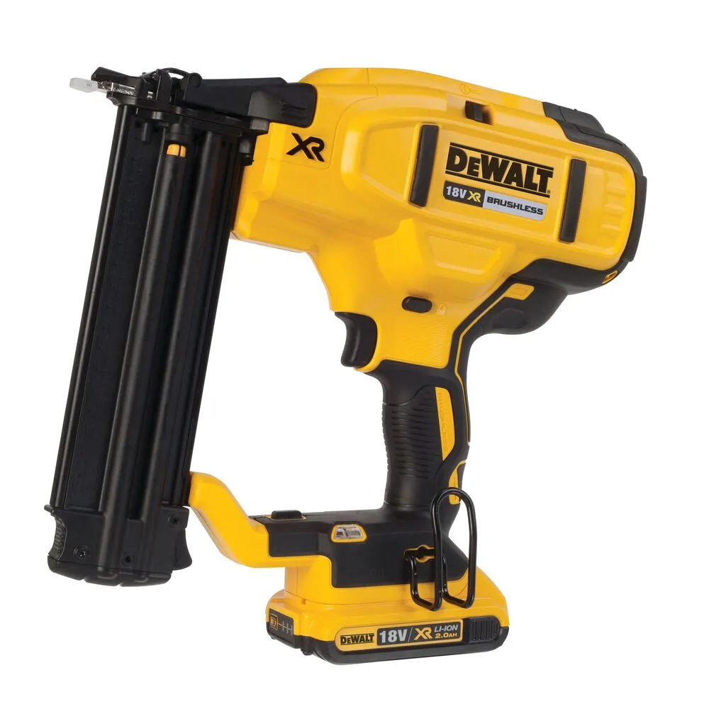Pildil on kujutatud DeWalt akunaelapüstol DCN680D2 koos akuga.