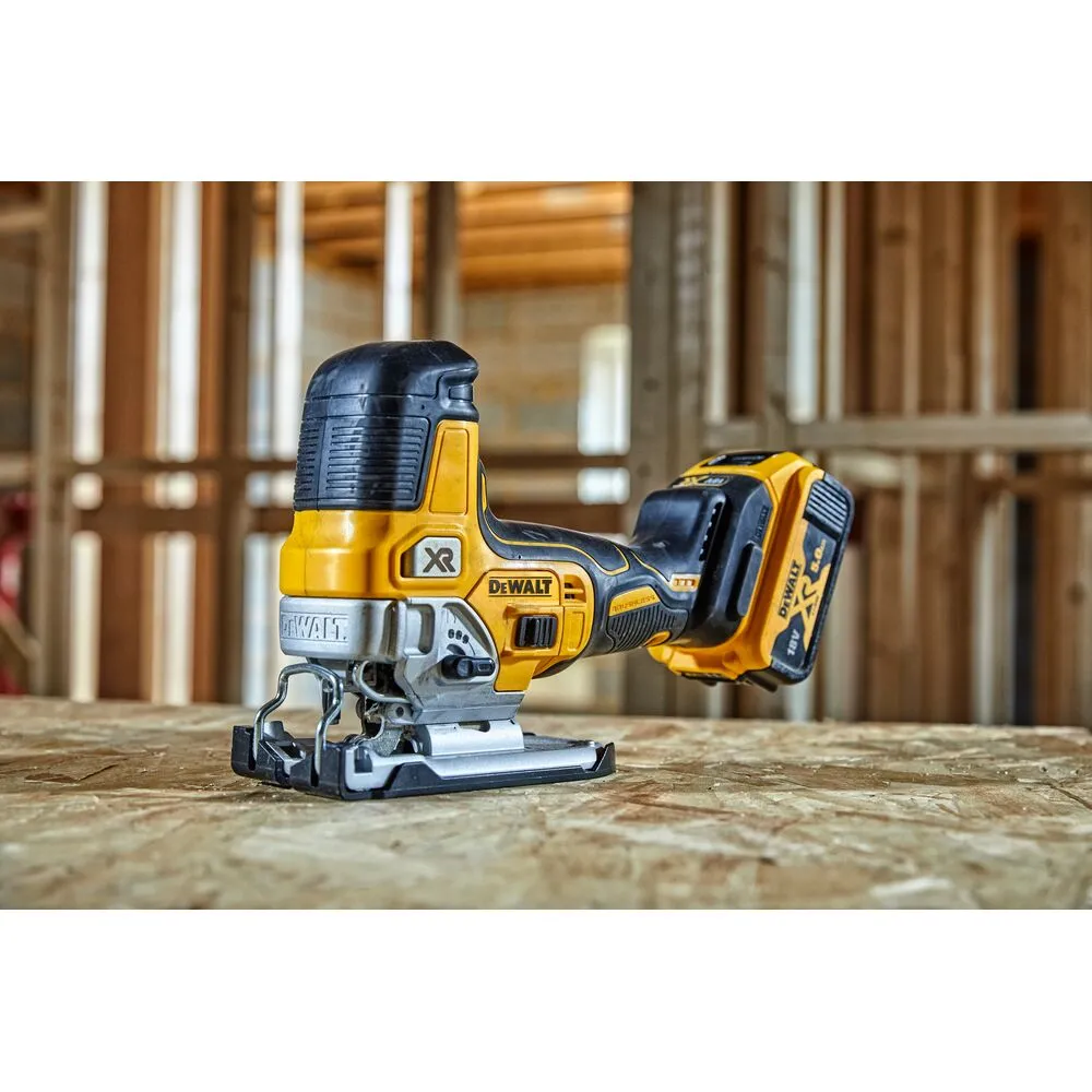 DeWalt аккумуляторная лобзик DCS335P2