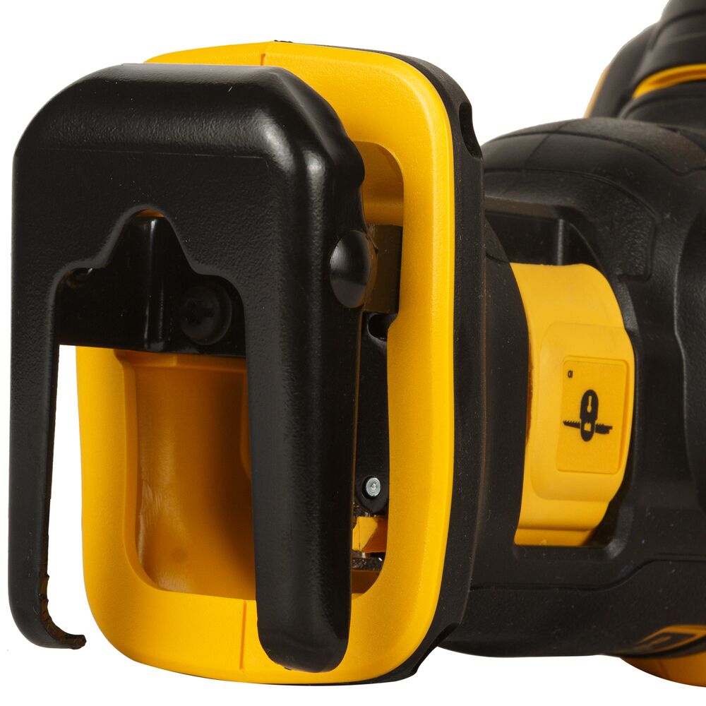 Аккумуляторная сабельная пила DeWalt DCS367P2