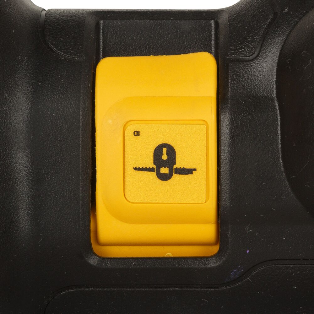Аккумуляторная сабельная пила DeWalt DCS367P2