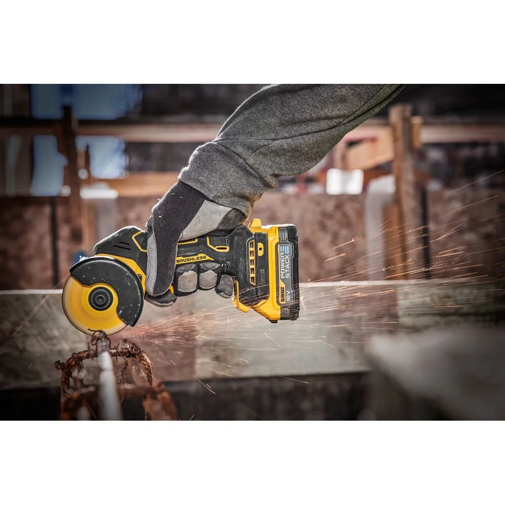 DeWalt аккумуляторный компактный резак DCS438E2T