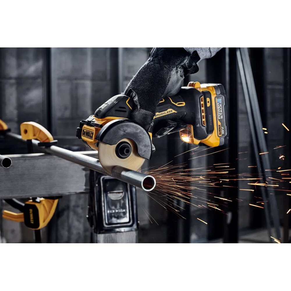 DeWalt аккумуляторный компактный резак DCS438E2T