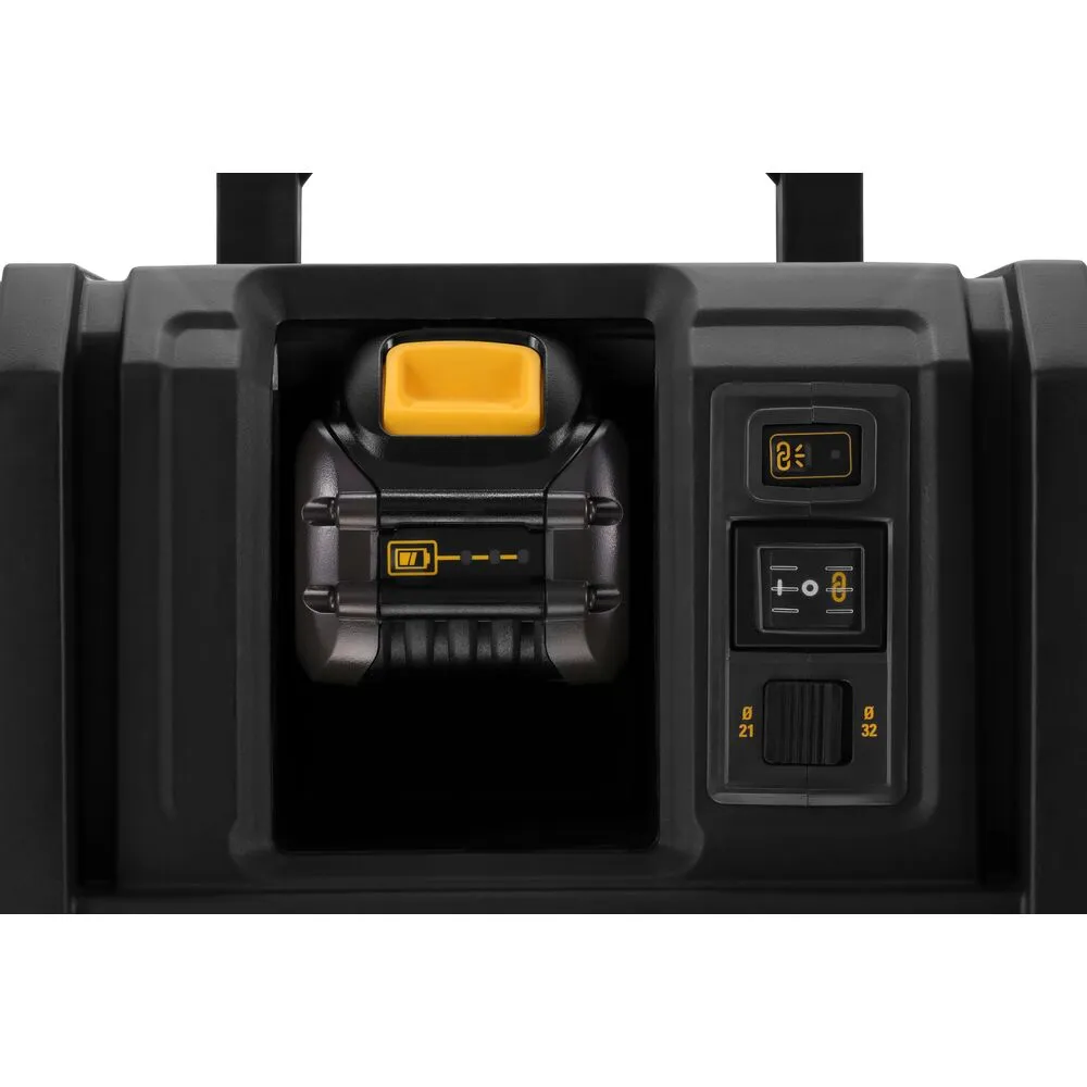 Pildil on näha DeWalt akuga vee- ja tolmuimeja Flexvolt DCV586MT2 koos kahe akuga.
