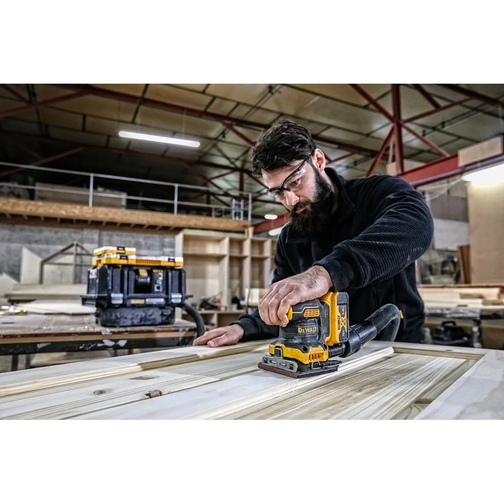 DeWalt cordless orbital sander DCW200P2