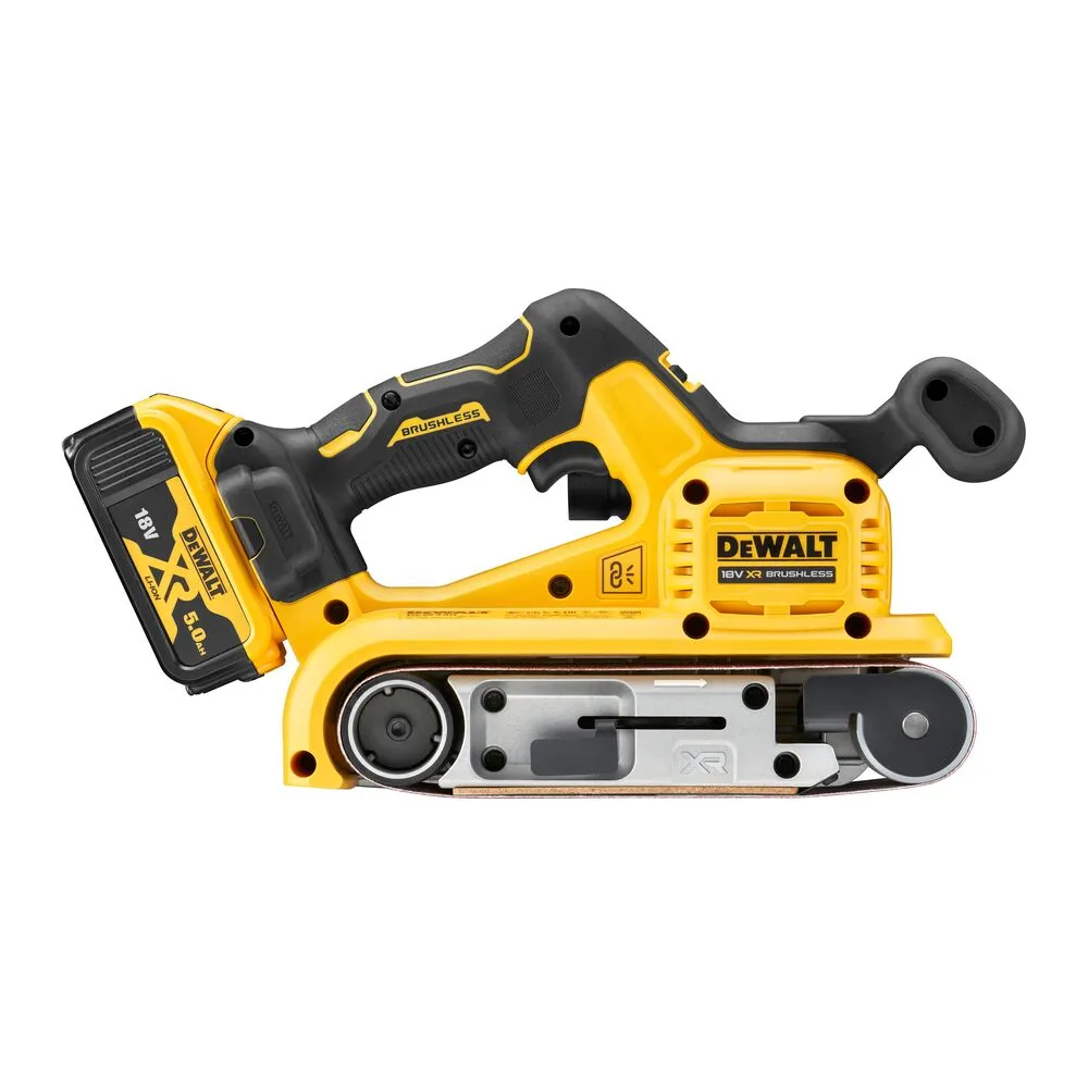 Pildil on näha DeWalt akubaltlintlihvija koos 5.0Ah akuga.