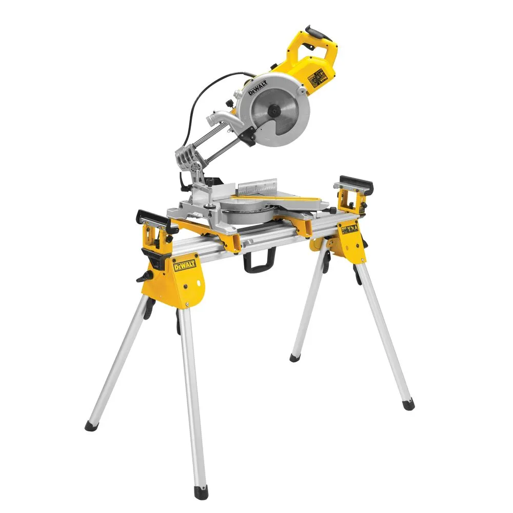 Pildil on näha DeWalt saealus DE7033, millel on üles seatud miter-saag.