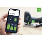 Pildil on näha Festool akutikksaag PSC 500 EB-Basic koos selle juhtimiseks kasutatava nutitelefoni rakendusega.