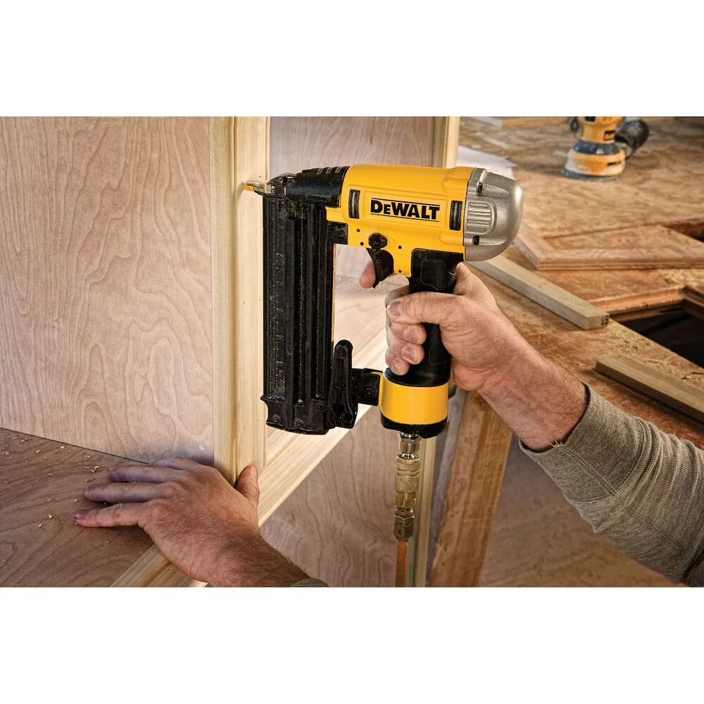 Compressed Air Nail Gun DeWalt DPN1850PP