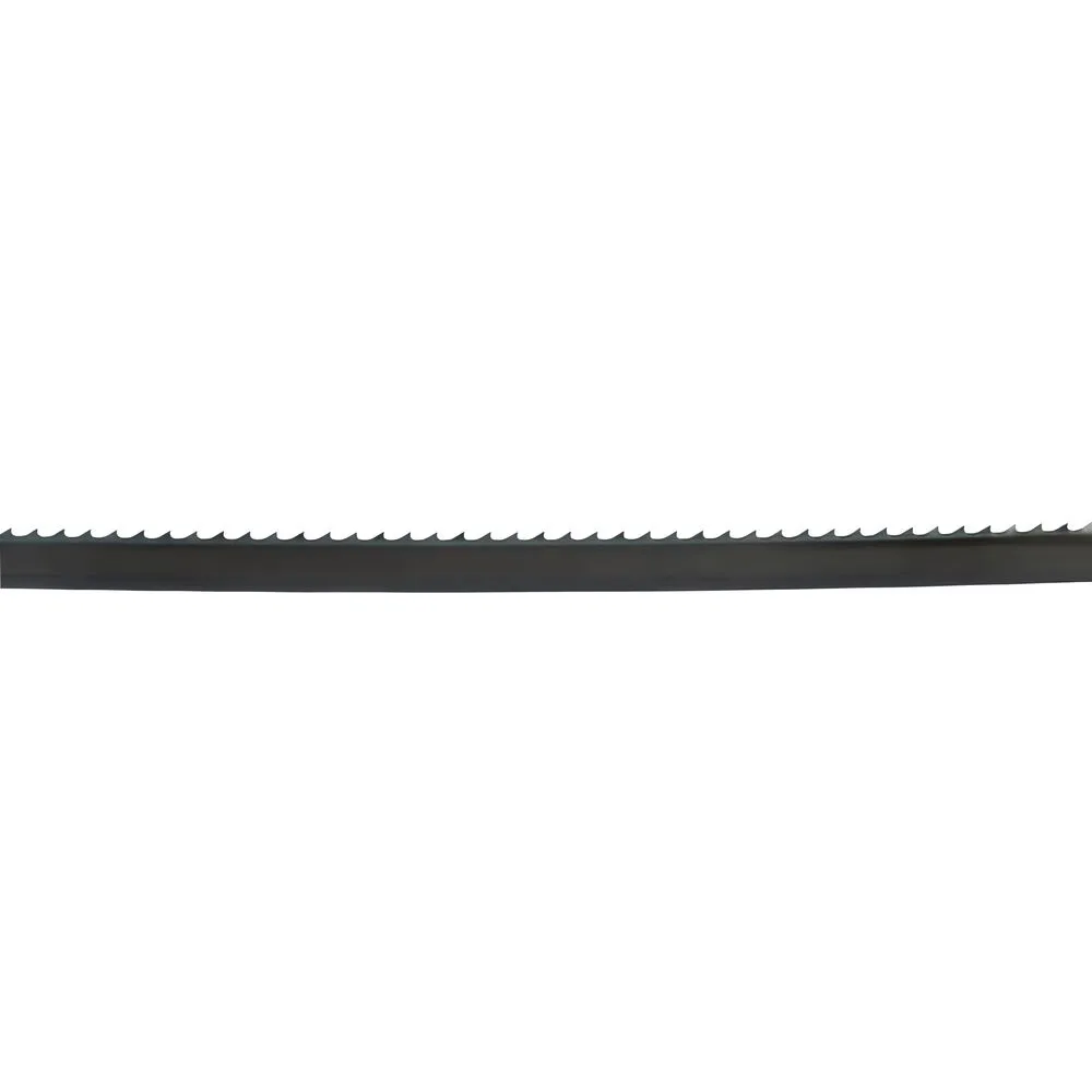 Pildil on näha DeWalt saelint DT8472-QZ_DW, millel on teravad hambad.