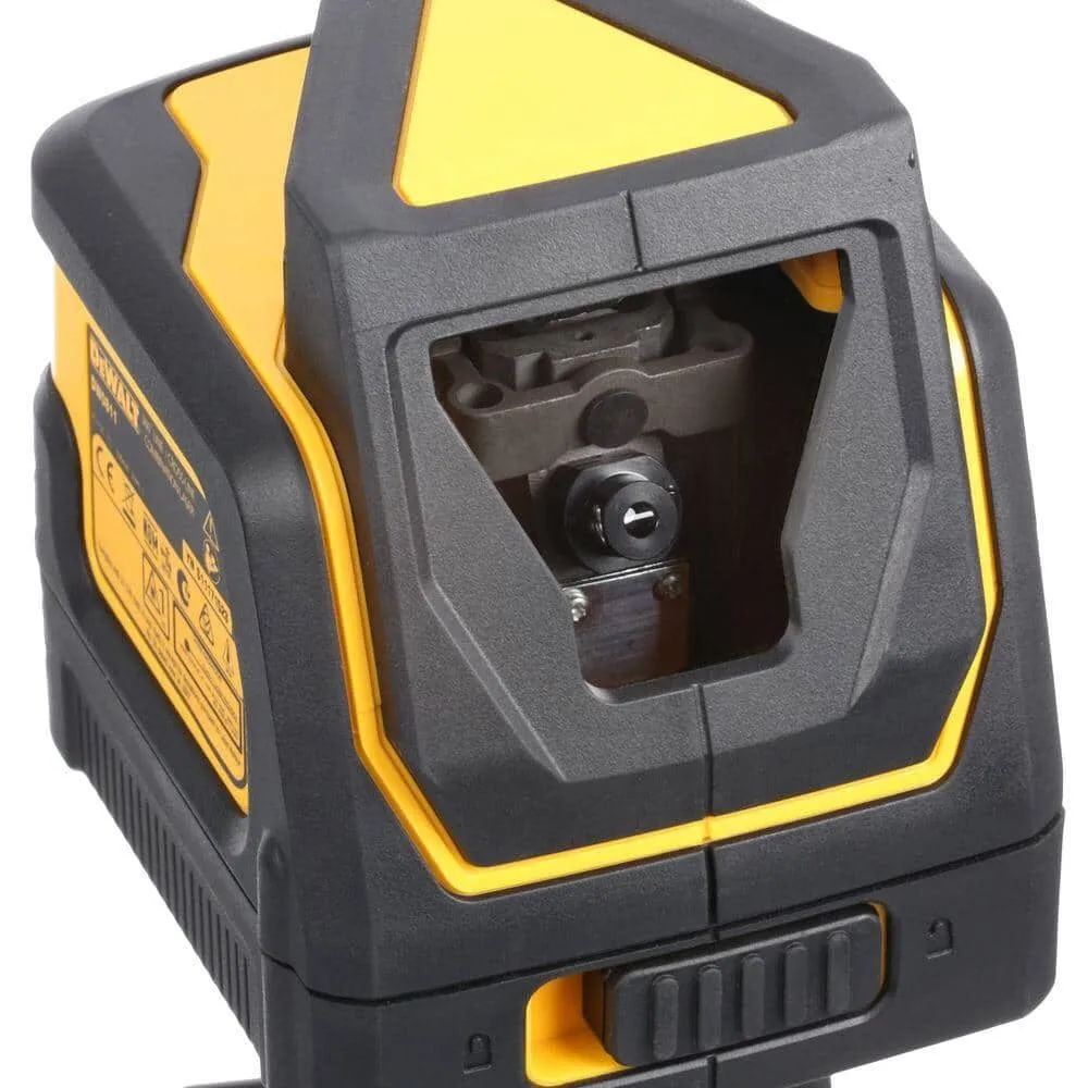 Pildil on näha DeWalt lasernivelliir DW0811.