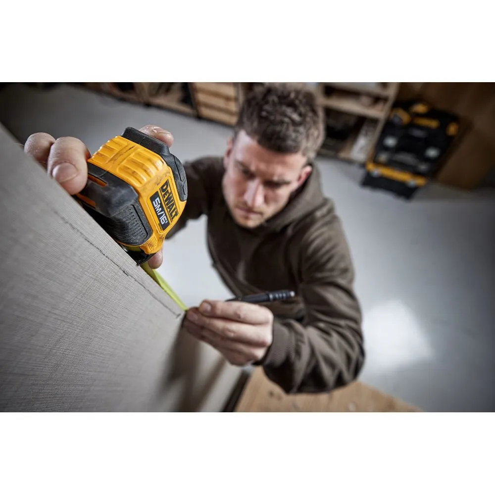 DeWalt tape measure 5 m x 28 mm (DWHT38113-5)