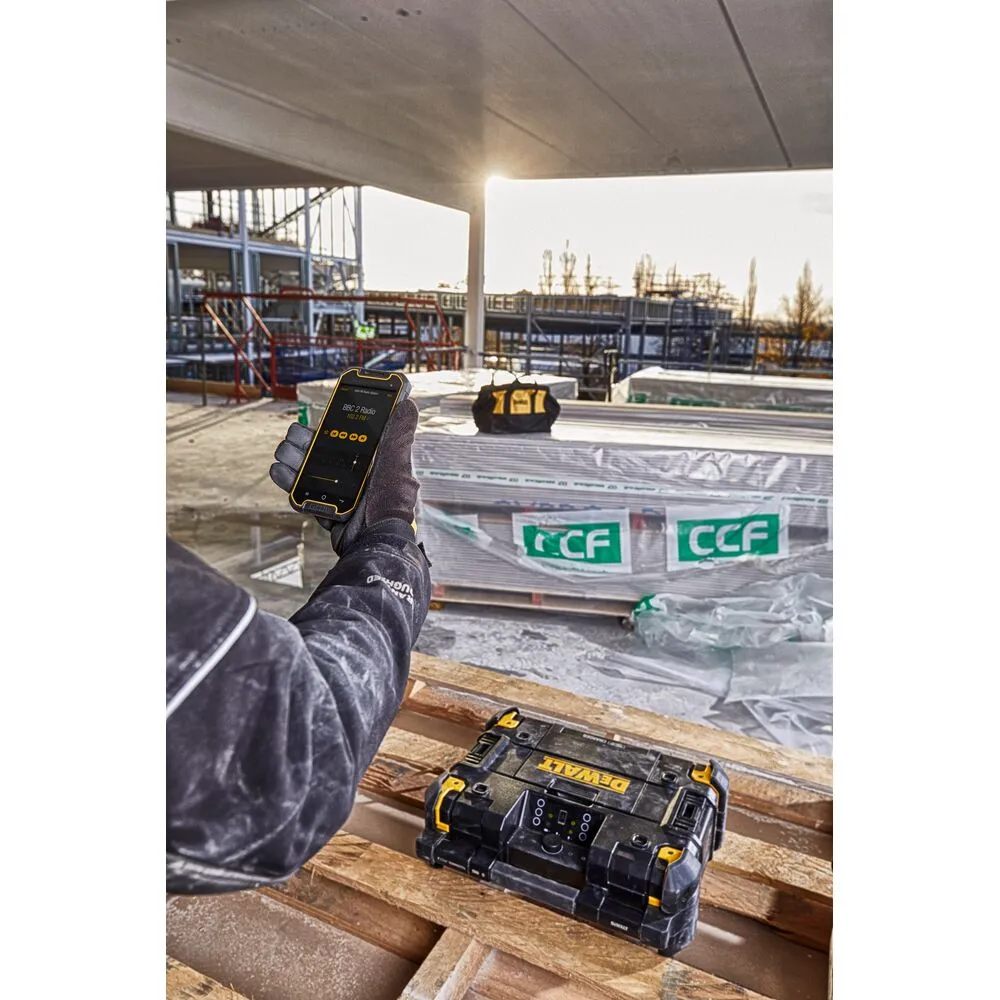 Radio-lādētājs DeWalt DWST1-81078, T-STAK koferī - bez akumulatora un lādētāja