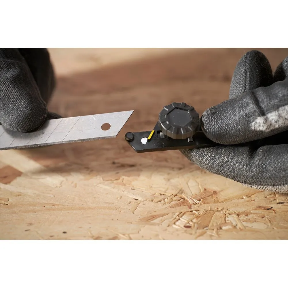 Stanley folding blade knife FATMAX FMHT10592-0 18 mm